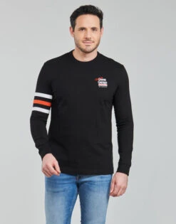 Voorkant 22 Guess 70s Driver Cn Ls Tee